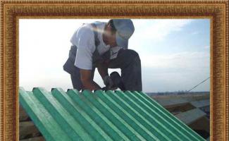 Cum să acoperiți un acoperiș cu folie ondulată