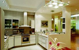 Zoning the kitchen with a partition, bar counter and ceiling