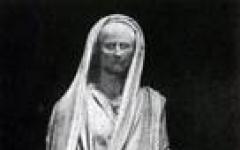 Sculptură din Etruria.  Originalitatea portretului.  Sarcofage și urne din piatră și teracotă cu portrete.  Statuia de bronz a lui Aulus Metellus.  Portret sculptural roman